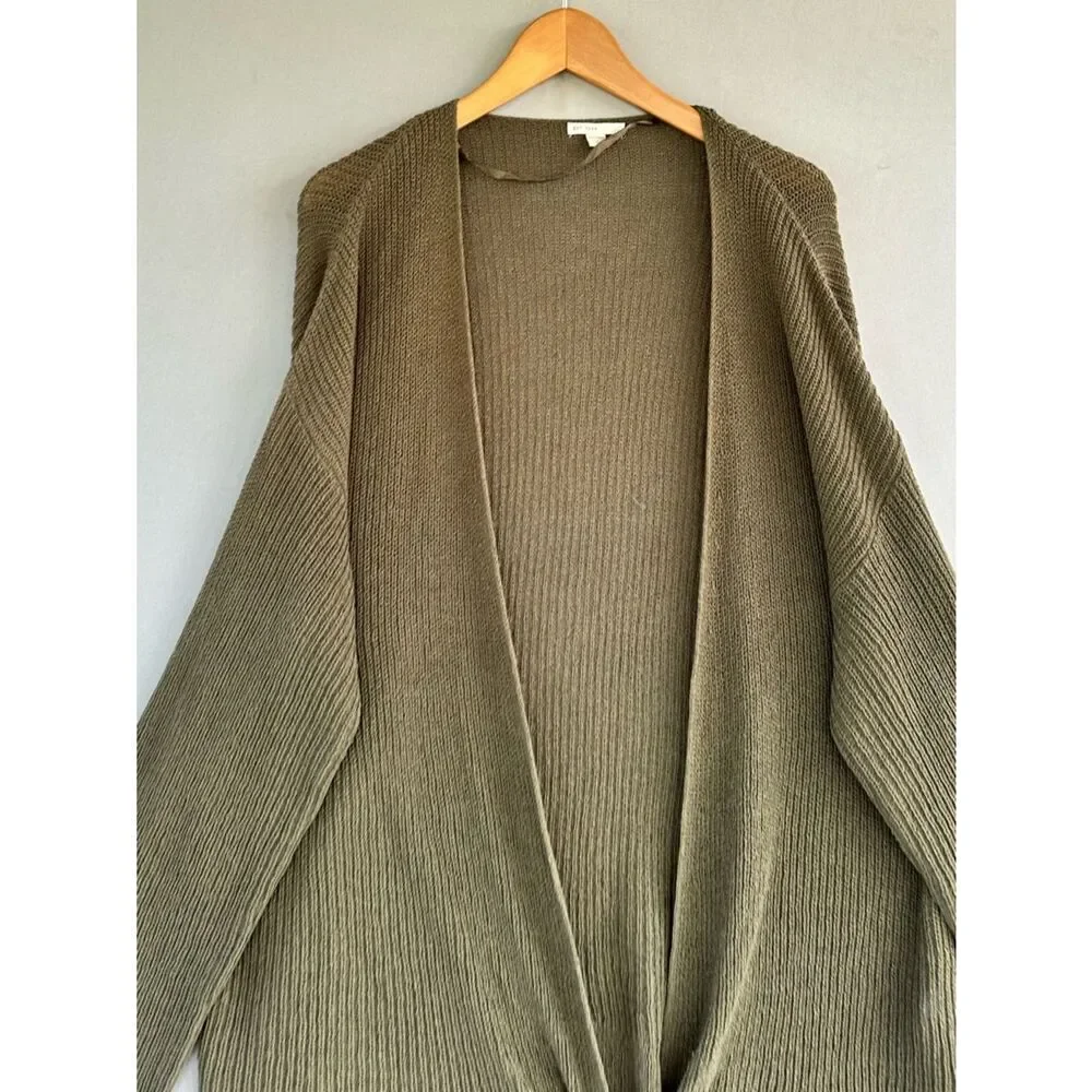 🎉5 for $45🎉 Cato sweater knit front tie size 22W/24W